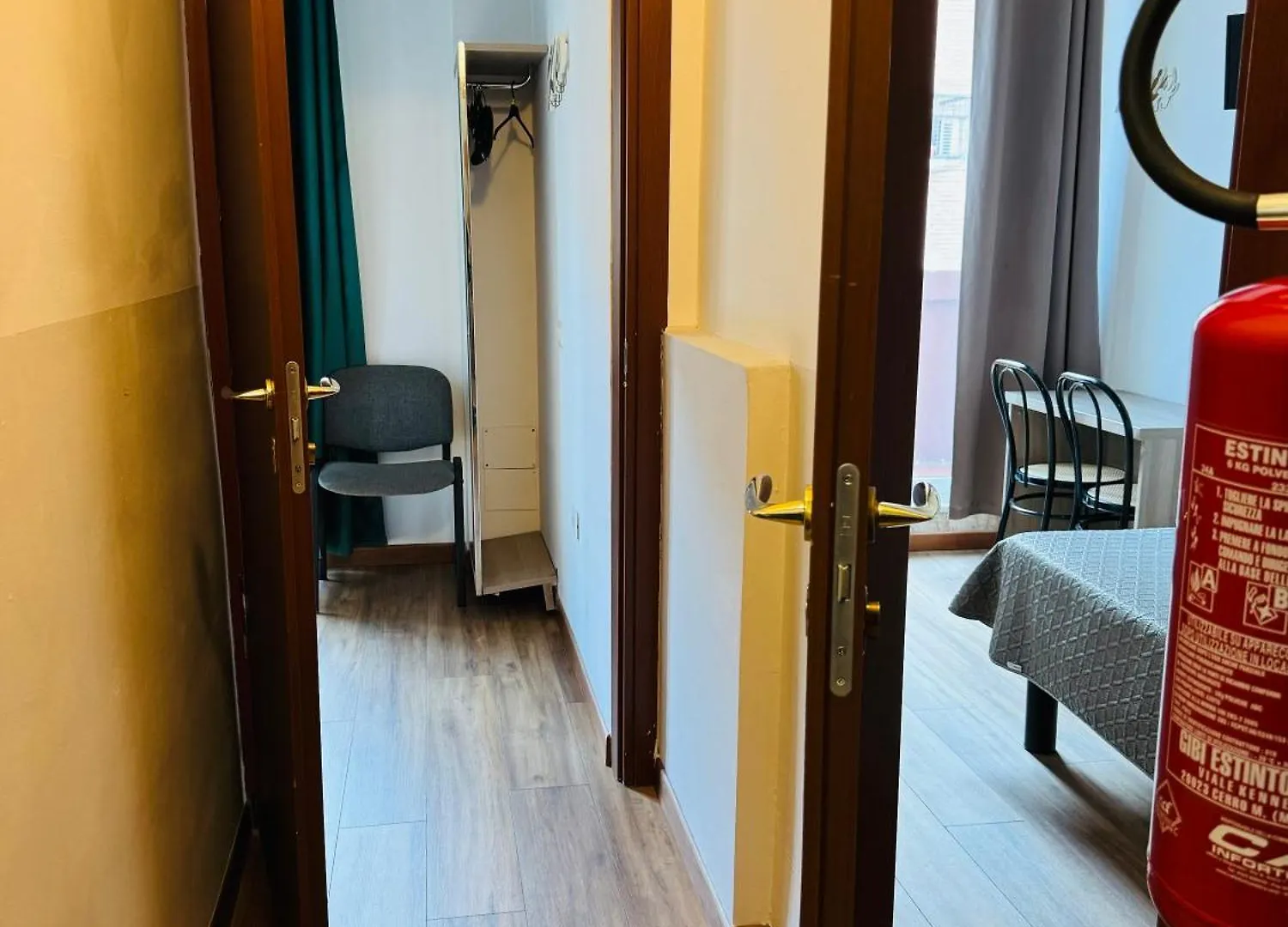 Guest house Bovisa House B&B Private Rooms Milan Italy